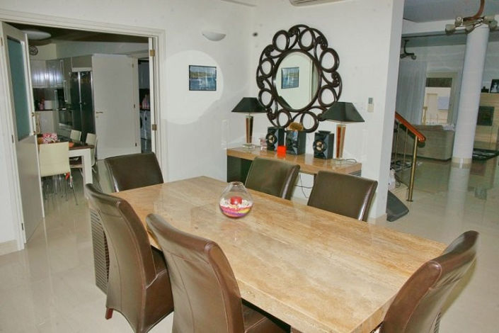 Image No.9-Villa de 4 chambres à vendre à Limassol Marina