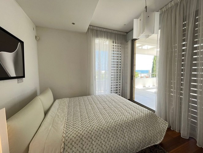 Image No.58-4 Bed Villa for sale