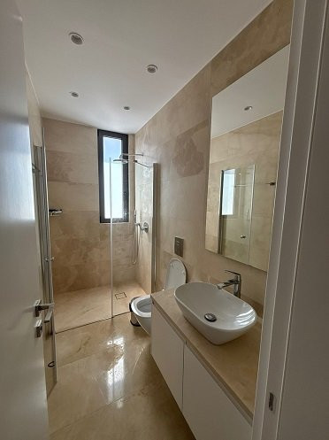 Image No.9-3 Bed Villa for sale