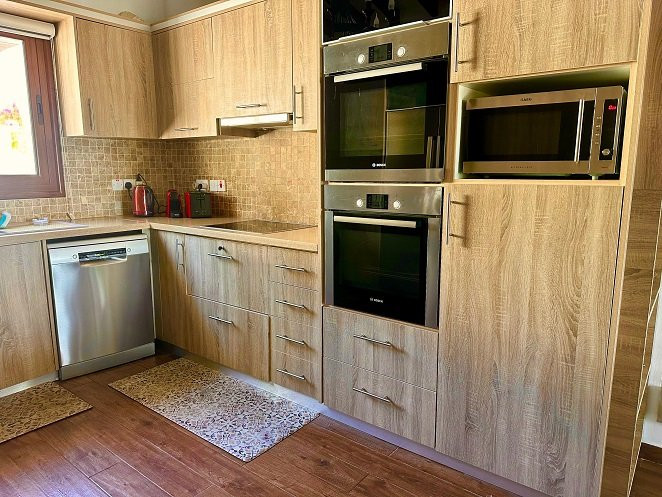 Image No.2-7 Bed Villa for sale