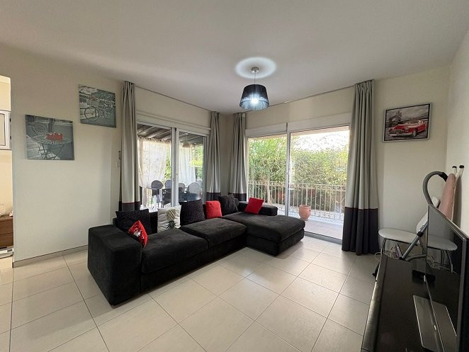 Image No.6-3 Bed Townhouse for sale