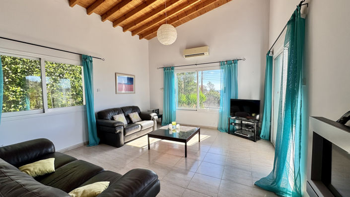 Image No.16-2 Bed Bungalow for sale