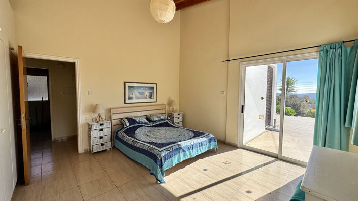 Image No.20-2 Bed Bungalow for sale