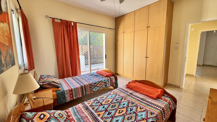 Image No.27-2 Bed Bungalow for sale