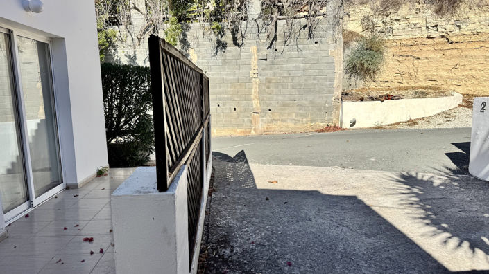 Image No.43-2 Bed Bungalow for sale