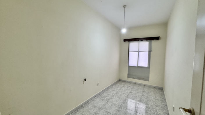 Image No.19-6 Bed House for sale