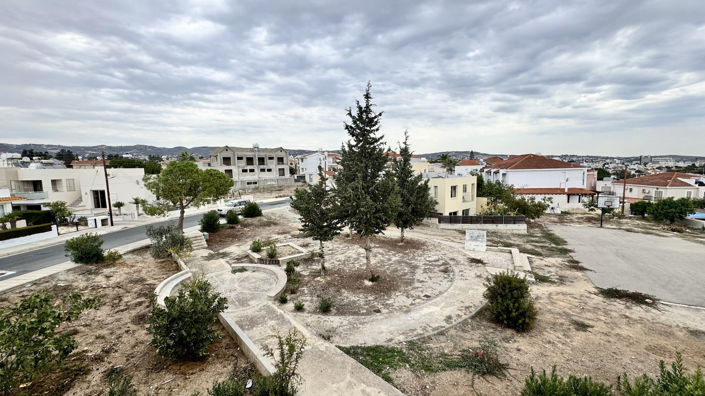 Image No.40-6 Bed House for sale