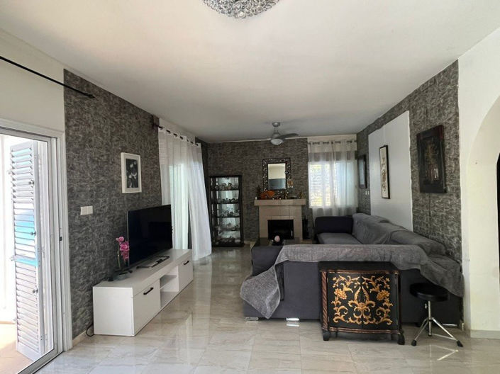 Image No.7-4 Bed Villa for sale