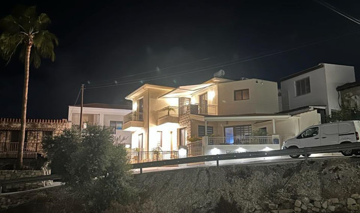 Image No.27-3 Bed Villa for sale