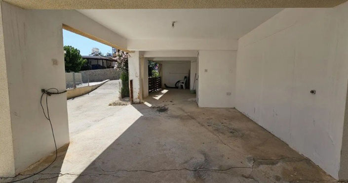 Image No.17-2 Bed Townhouse for sale