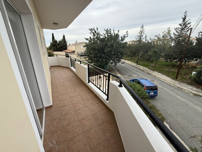 Image No.17-2 Bed Apartment for sale