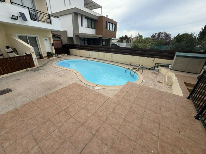 Image No.19-2 Bed Apartment for sale