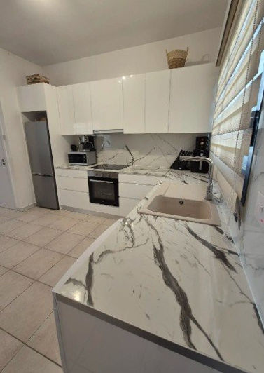 Image No.3-2 Bed Townhouse for sale