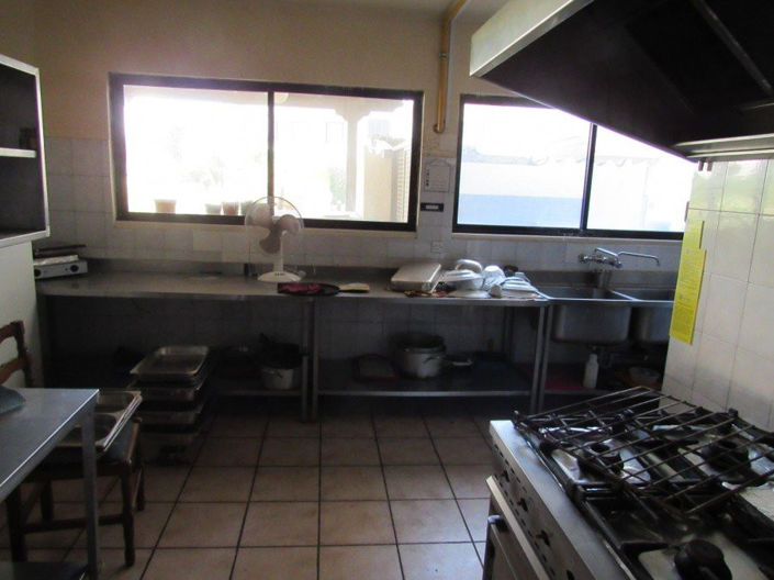 Image No.2-Commercial à vendre à Tombs of the Kings