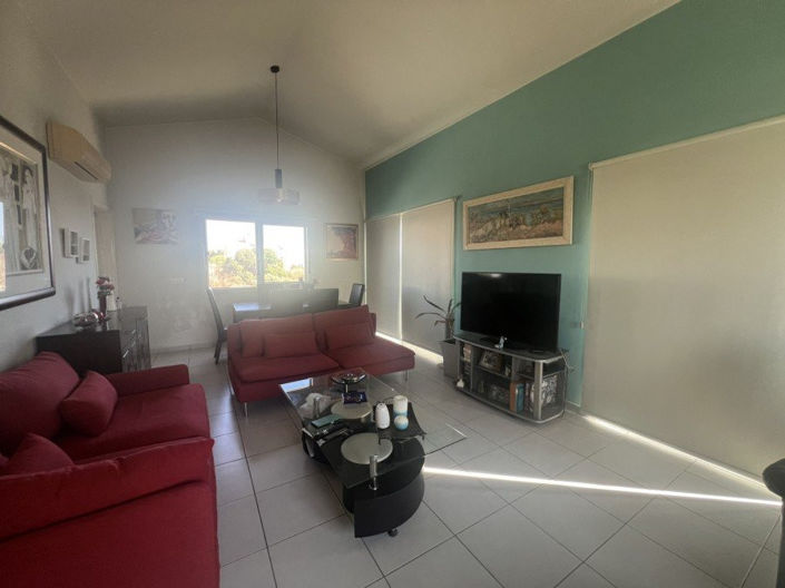 Image No.3-3 Bed Villa for sale