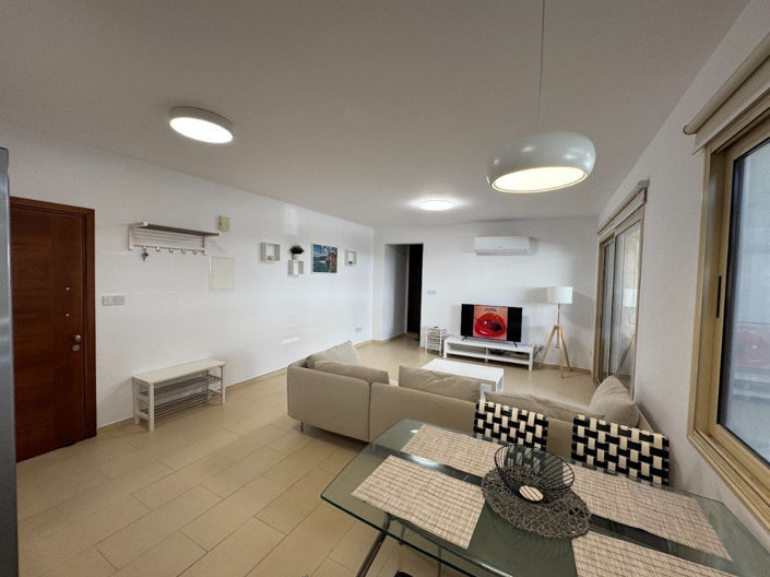 Image No.2-1 Bed Property for sale