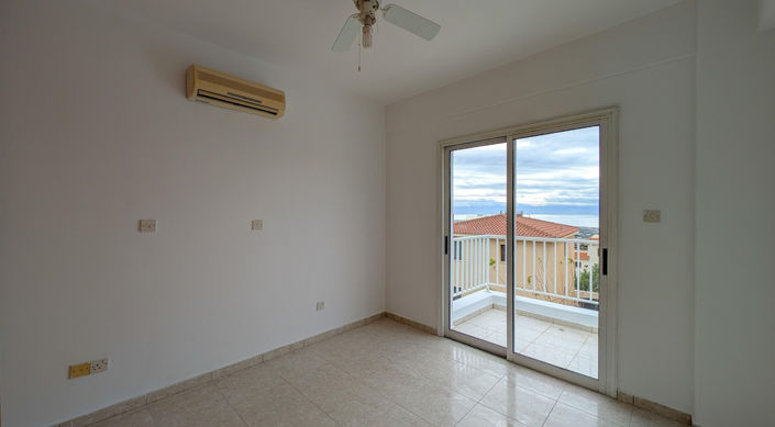 Image No.6-3 Bed Villa for sale