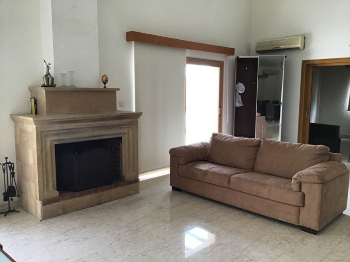 Image No.2-7 Bed Villa for sale