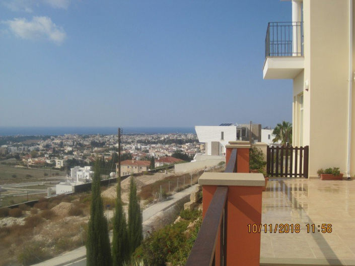 Image No.2-5 Bed House for sale