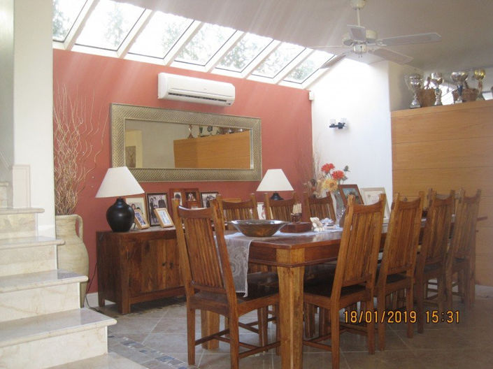 Image No.9-5 Bed House for sale