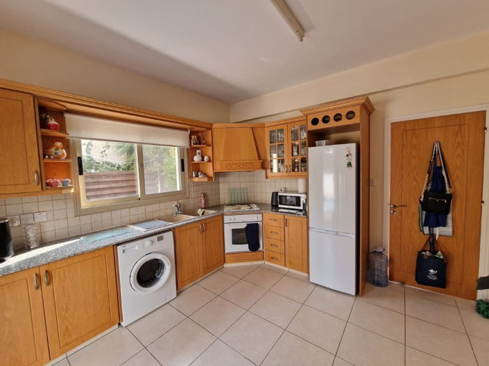 Image No.2-Maison de 3 chambres à vendre à Kissonerga