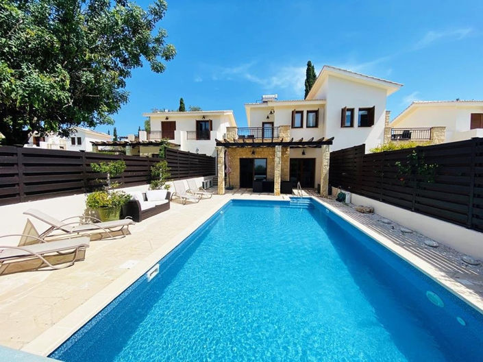 Image No.2-Villa de 2 chambres à vendre à Kouklia