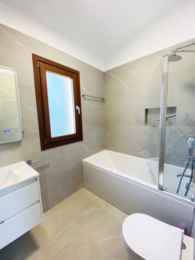 Image No.20-2 Bed Villa for sale