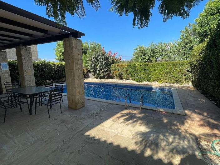 Image No.2-3 Bed Villa for sale