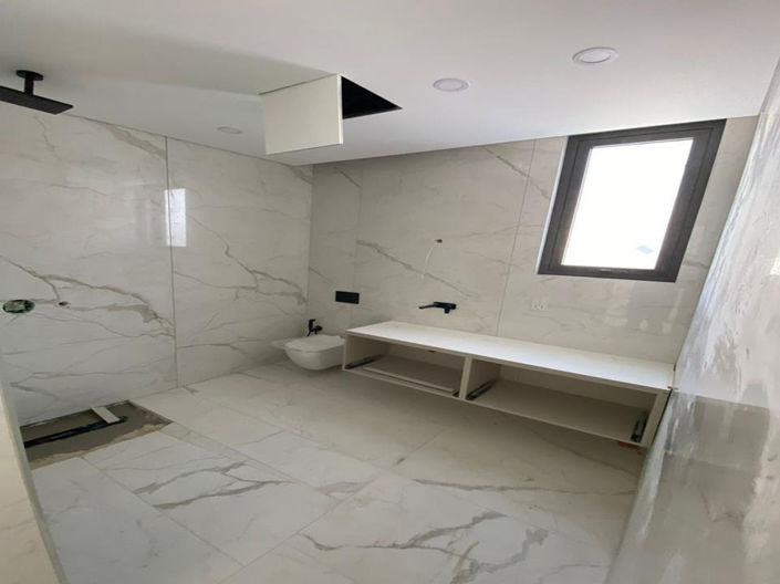 Image No.4-4 Bed Villa for sale