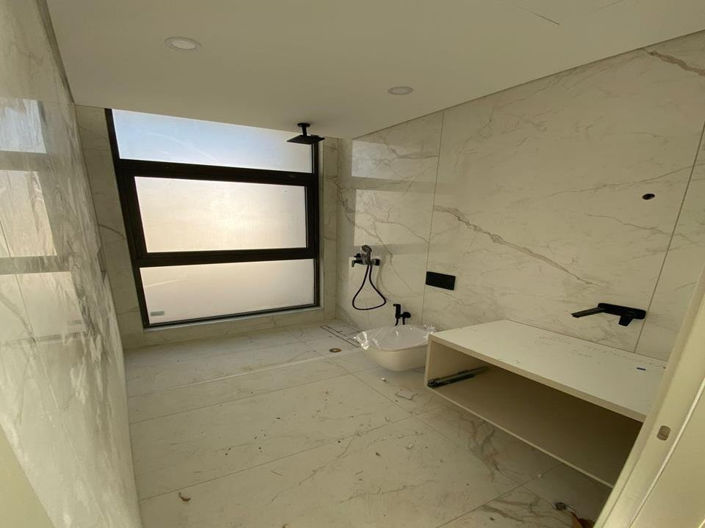 Image No.5-4 Bed Villa for sale