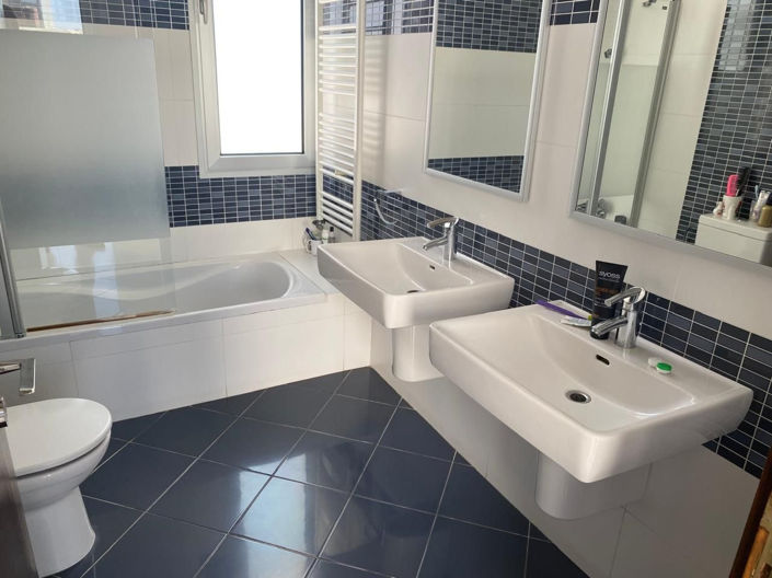 Image No.17-5 Bed Villa for sale