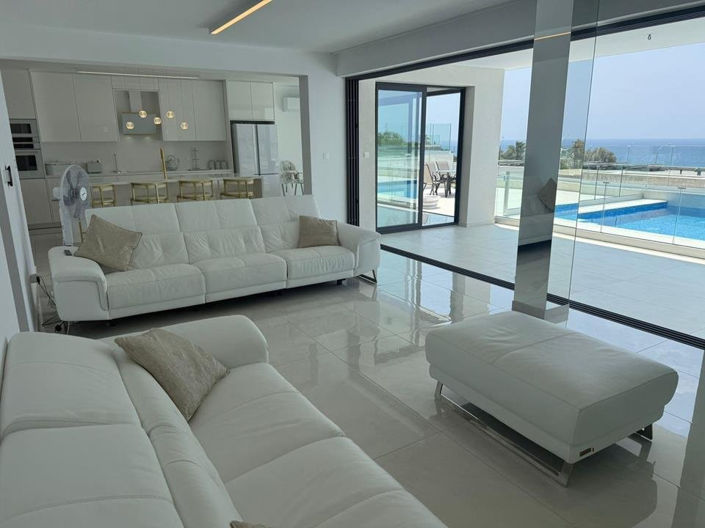 Image No.6-4 Bed Villa for sale