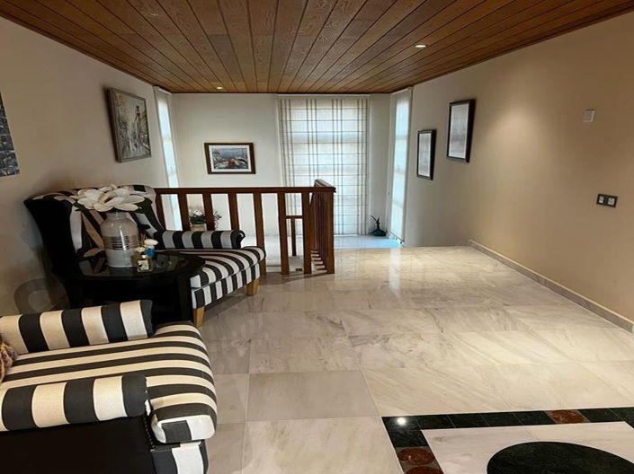 Image No.4-Villa de 5 chambres à vendre à Konia