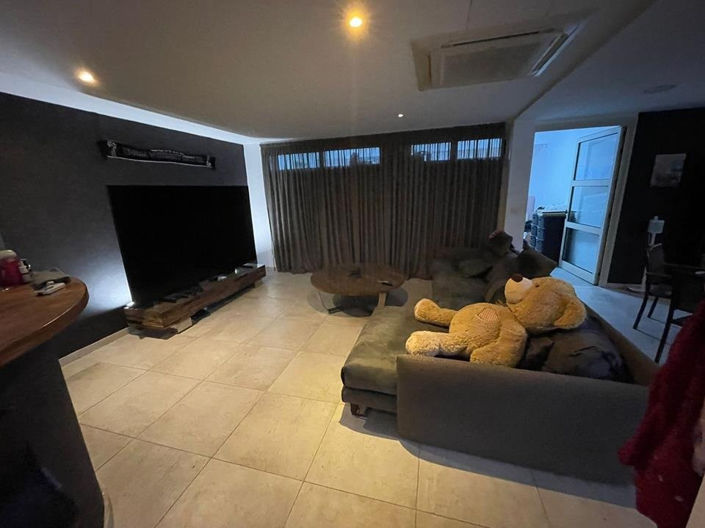 Image No.9-4 Bed Villa for sale