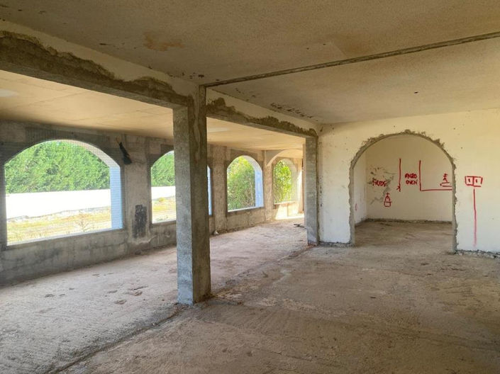 Image No.10-4 Bed Villa for sale