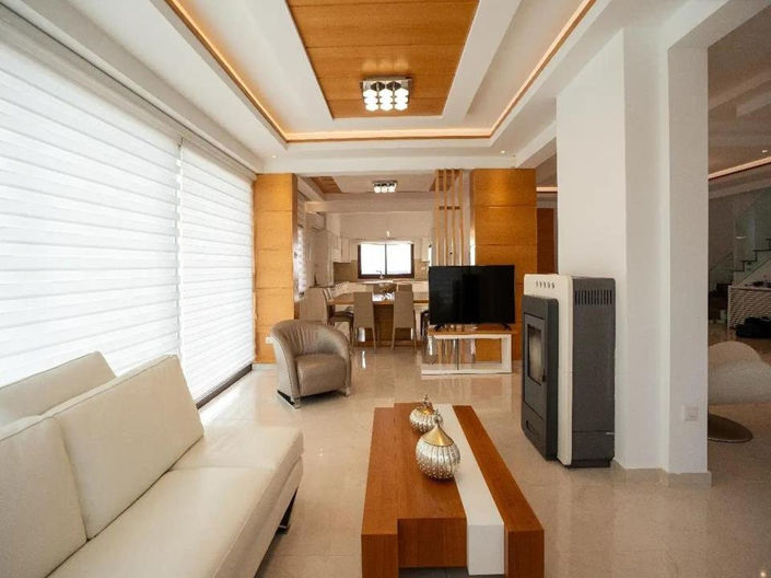 Image No.5-4 Bed Villa for sale