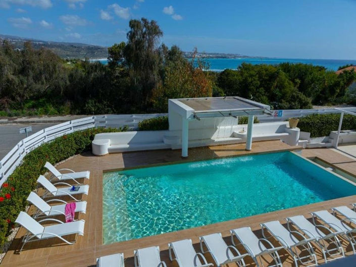 Image No.3-6 Bed Villa for sale