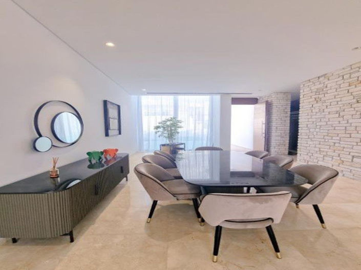 Image No.7-6 Bed Villa for sale