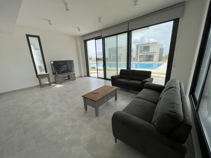 Image No.4-3 Bed Villa for sale