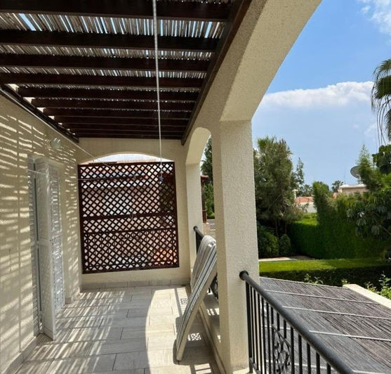 Image No.10-3 Bed Villa for sale