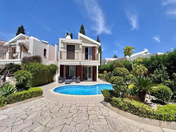 Image No.2-3 Bed Villa for sale