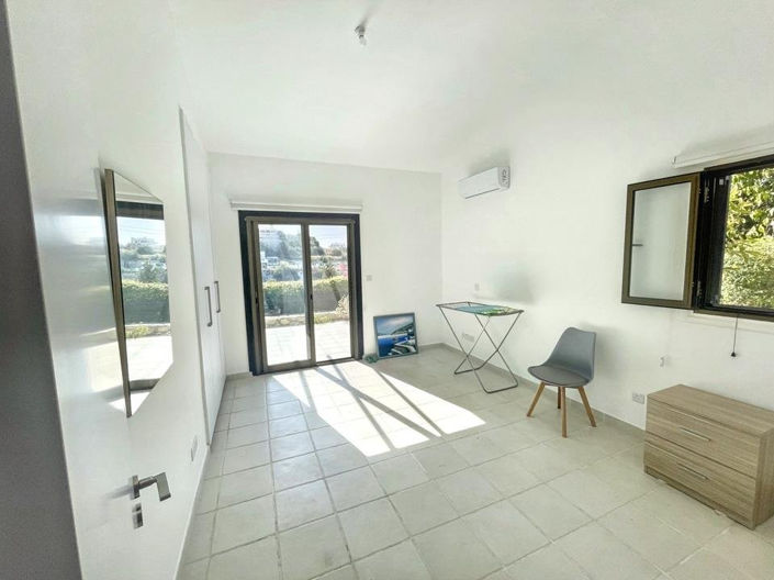 Image No.8-2 Bed Bungalow for sale