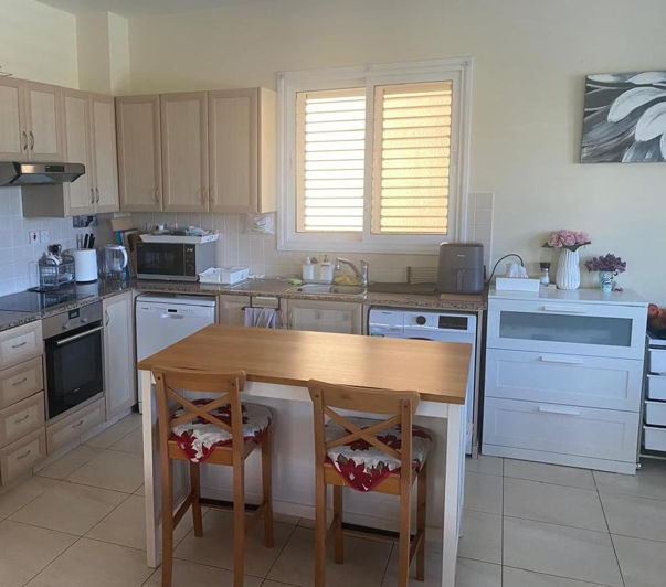 Image No.7-Villa de 3 chambres à vendre à Emba