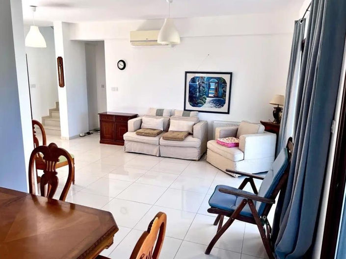 Image No.3-Villa de 3 chambres à vendre à Konia