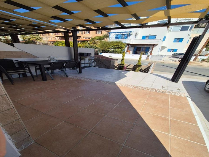 Image No.10-2 Bed Townhouse for sale