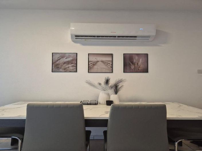 Image No.8-2 Bed Townhouse for sale