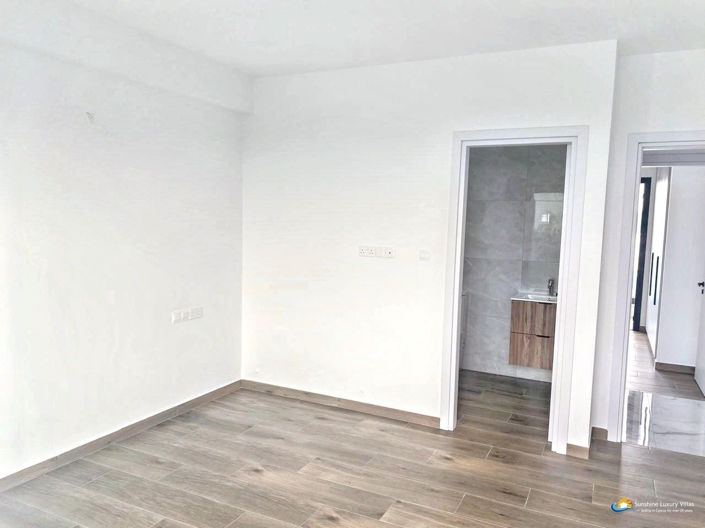 Image No.11-3 Bed Villa for sale