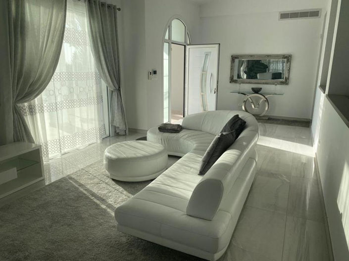 Image No.4-Villa de 4 chambres à vendre à Sea Caves