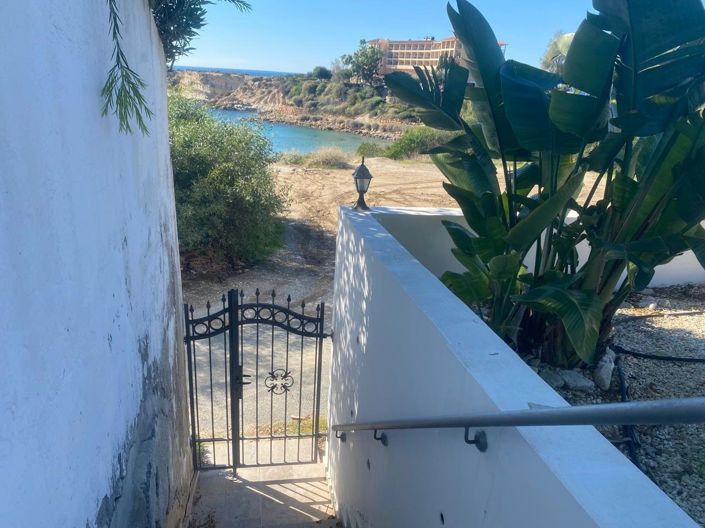 Image No.19-3 Bed Villa for sale