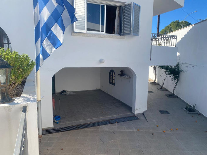 Image No.25-3 Bed Villa for sale